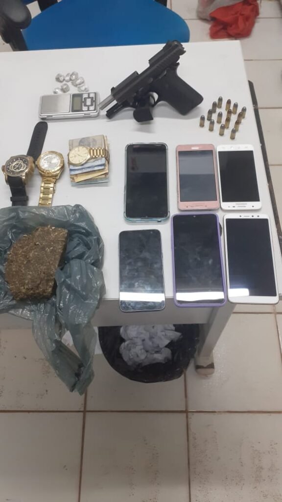 Dois presos são conhecidos da PM