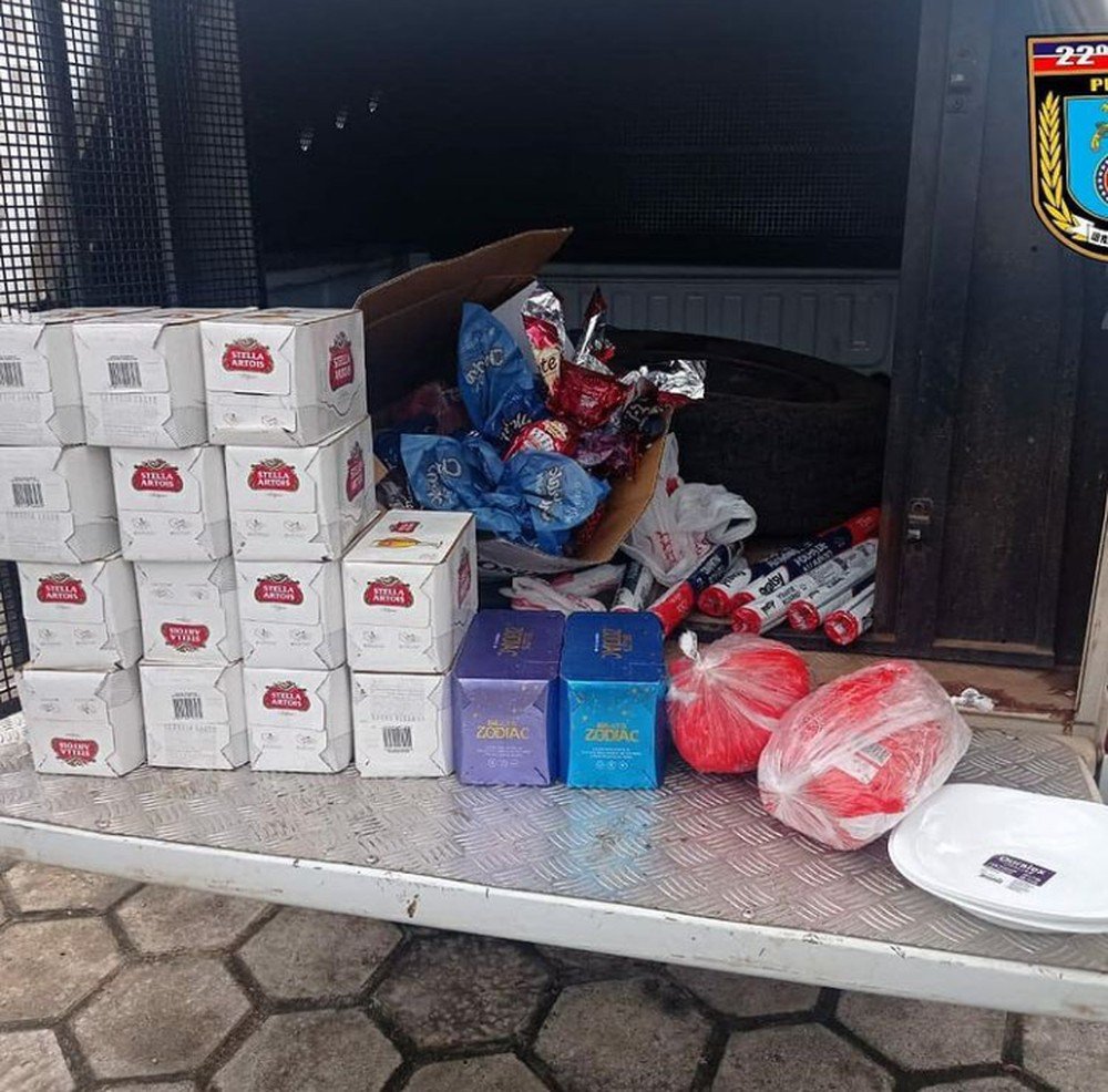 Mulher é presa furtando mais de 100 cervejas em supermercado do Maranhão