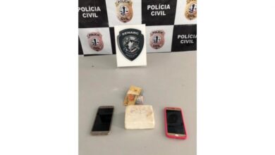 Para esconder a droga o suspeito arremessou fora