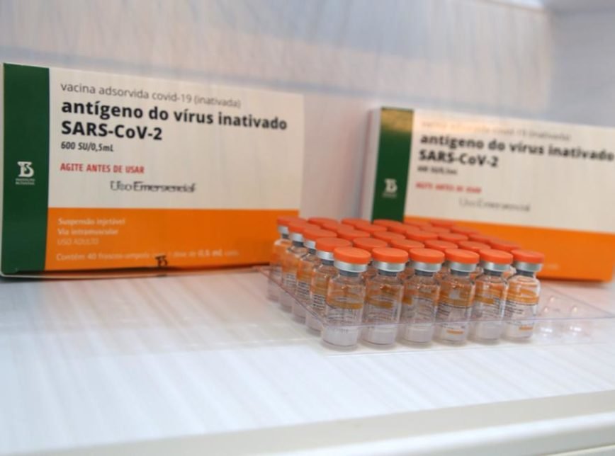 Butantan fornece mais de 1 milhão de doses
