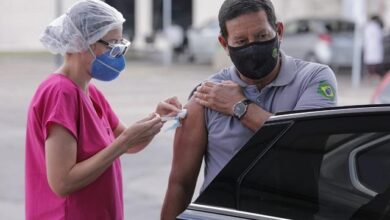 Vice-presidente Mourão recebeu segunda dose da vacina contra covid-19