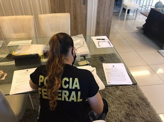 Entre os alvos estão servidores públicos da saúde