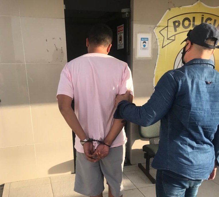 Leonardo Matos de 30 anos foi preso casa da mãe (Foto: PCMA)