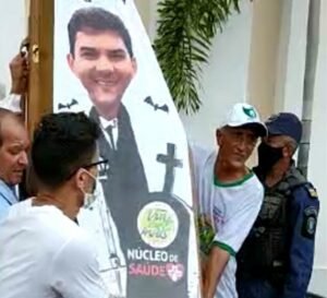 Gestão de Eduardo Braide é alvo de protesto