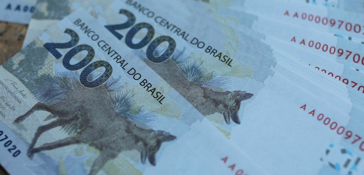 dinheiro economia