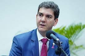 Prefeito Eduardo Braide é cobrado por fim da greve dos rodoviários.
