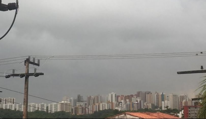 Nas próximas horas, no Maranhão, são esperadas chuvas entre 30 e 60 mm/h ou 50 e 100 mm/dia. (Foto: Adriano Soares / Imirante.com) (Foto: Neto Cordeiro/Imirante.com)