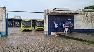 Greve chega ao 44° dia, população sofre pagando mais caro.