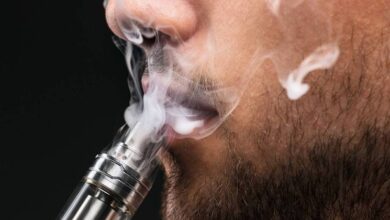 Cigarros eletrônicos estão associados a uma série de complicações pulmonares e cardiovasculares FREEPIK