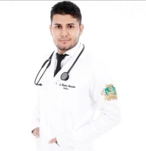 Conheça a trajetória do Dr. Hamilton