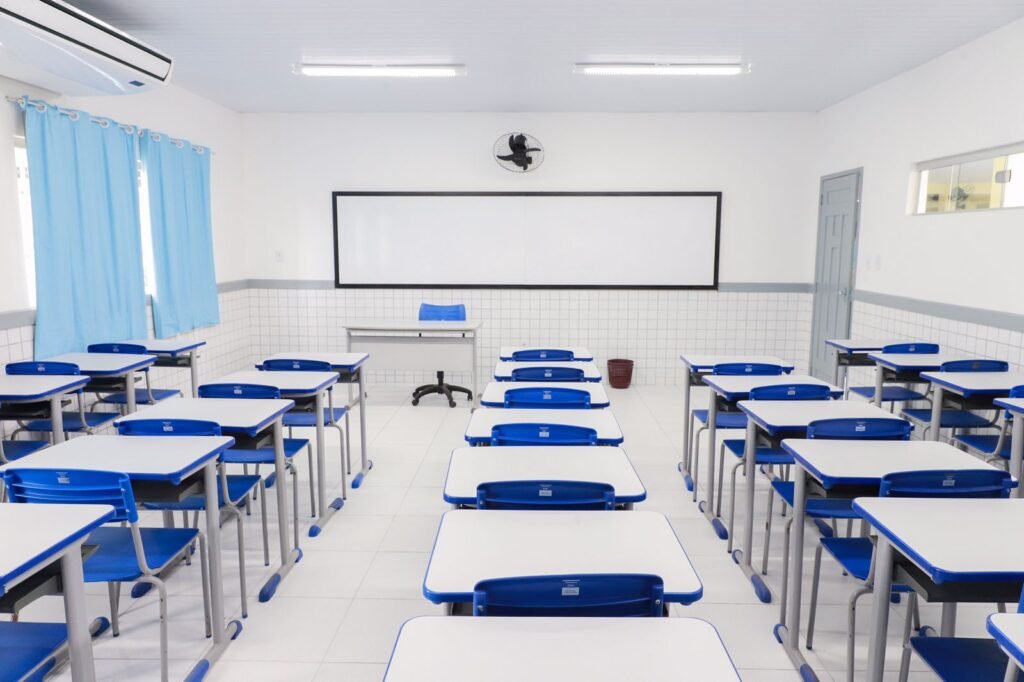 Centro de Ensino de Barreirinhas foi inaugurado pelo governador Carlos Brandão