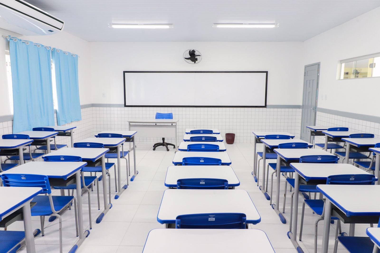 Centro de Ensino de Barreirinhas foi inaugurado pelo governador Carlos Brandão