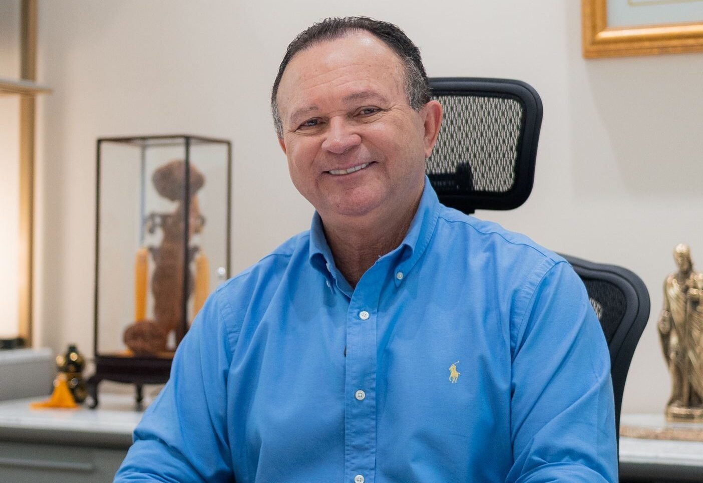 Do Maranhão, Carlos Brandão (PSB) calcula a eleição de 157 prefeitos de partidos aliados, incluindo o PL. Ele, no entanto, amarga derrota na capital